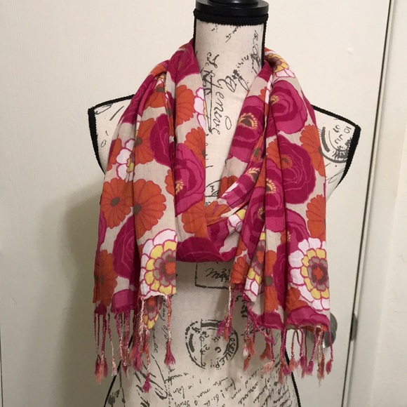 Old Navy Accessories Nwot Old Navy Scarf Poshmark
